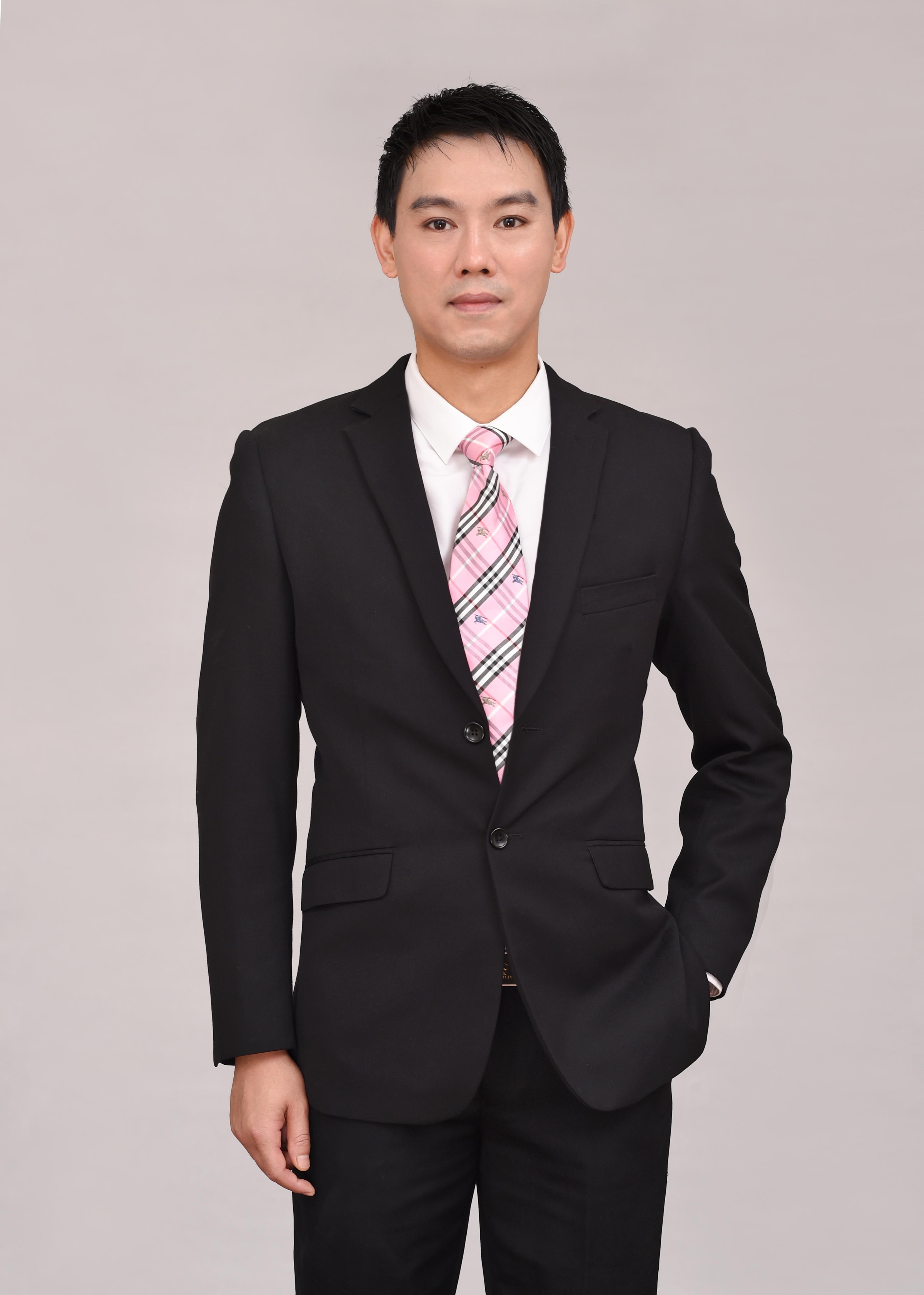 阮建安 视觉与舞美负责人